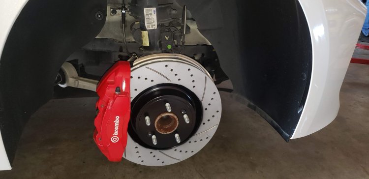 CQUENCE KIA STINGER BREMBO BRAKE STREET PACKAGE 2018 – 2023